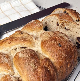 BANANA WHOLE WHEAT YEAST BREAD