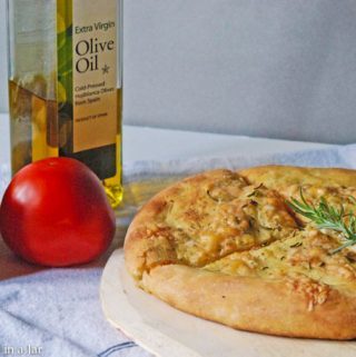 BREAD-MACHINE-ROSEMARY-PARMESAN-FOCCACIA