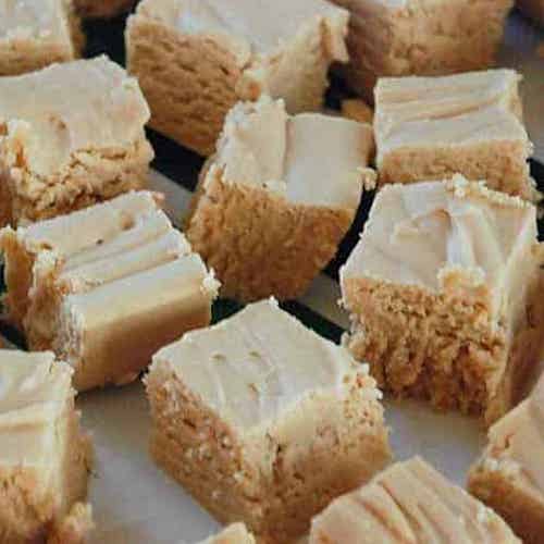 pieces of peanut butter fudge ready to serve
