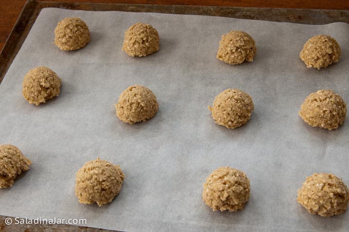 Iced Oatmeal Cookies