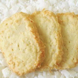 COCONUT SHORTBREAD COOKIES