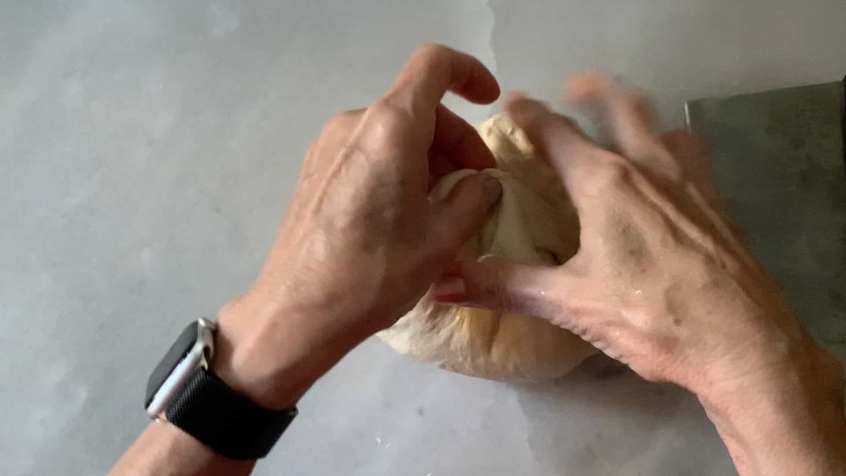 forming the dough into a cirle