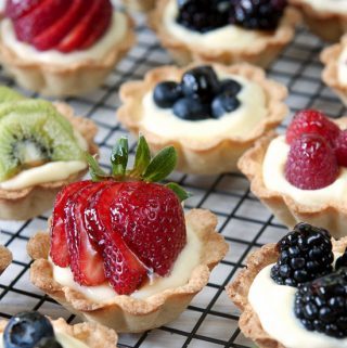 Fruit and Cream Mini-Tarts, pies, custard