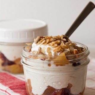 APPLE-CRANBERRY YOGURT PARFAIT