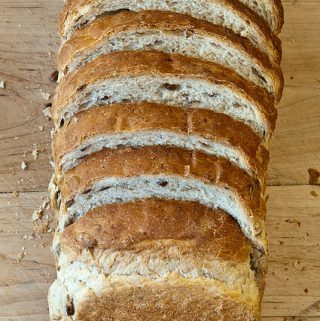 OATMEAL-SUNFLOWER BREAD
