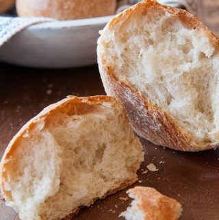 REALLY CRUSTY ROLLS a bread machine recipe