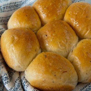 Herb and Garlic Dinner Rolls