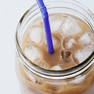 low-calorie coffee with a straw