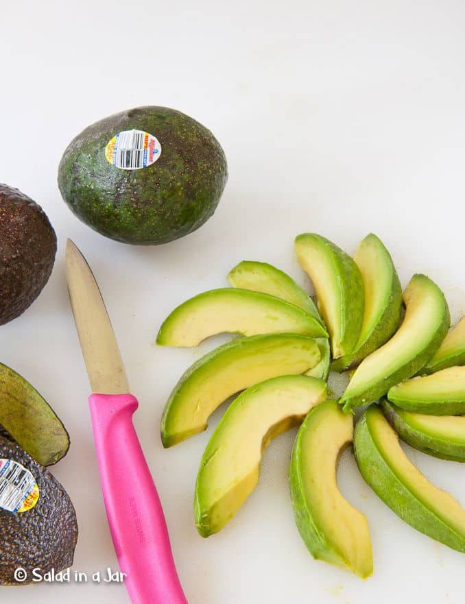 Perfectly sliced avocado-learning how to pick the right avocado at the store