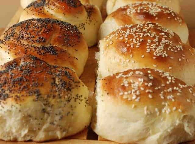 Seeded Rolls: A Bread Machine Recipe