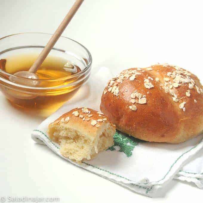 oatmeal roll with honey