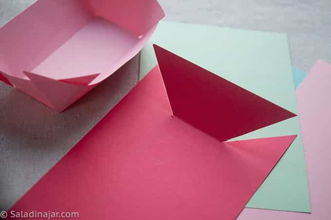 cutting and making paper containers for chips