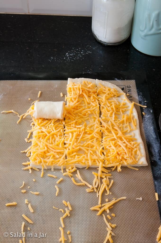 How to roll up cheese roll