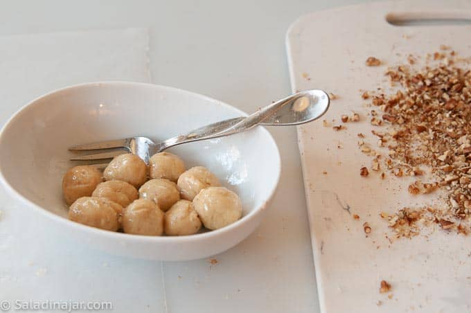 coating balls with egg whites