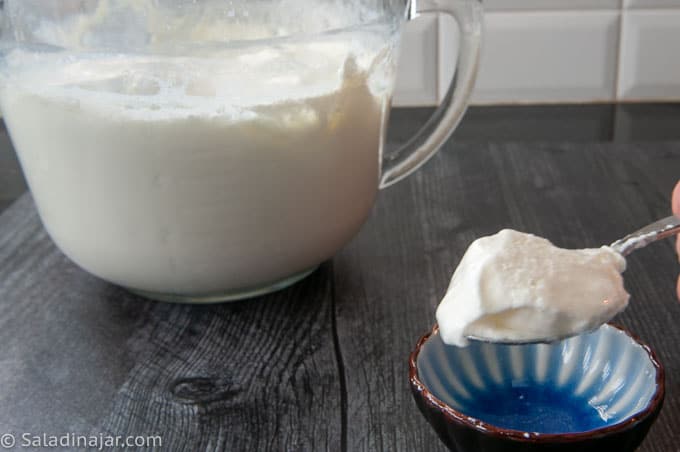 Checking the firmness of the yogurt