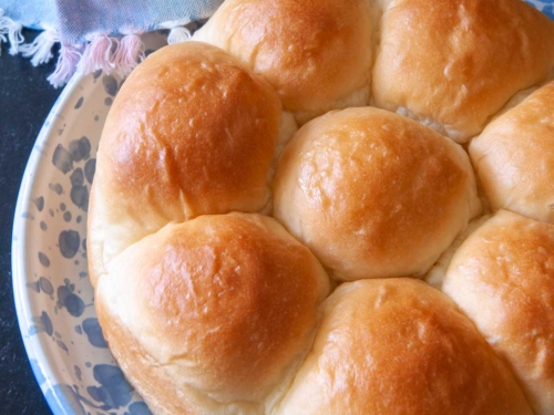 Classic Homemade Dinner Rolls