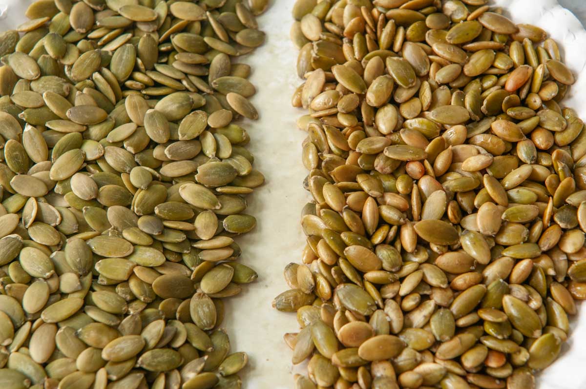 raw vs toasted (with oil and salt) pumpkin seeds using the microwave