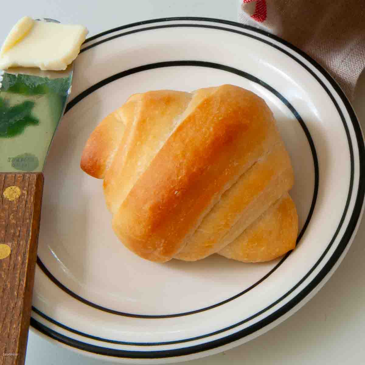 brown and serve roll--ready to serve with butter knife on the side.