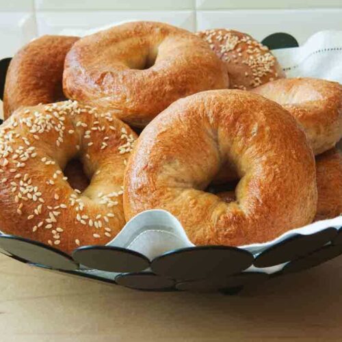 bowl of bread machine bagels
